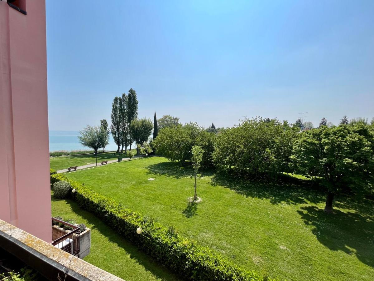 Residence Virgilio Sirmione Exteriér fotografie